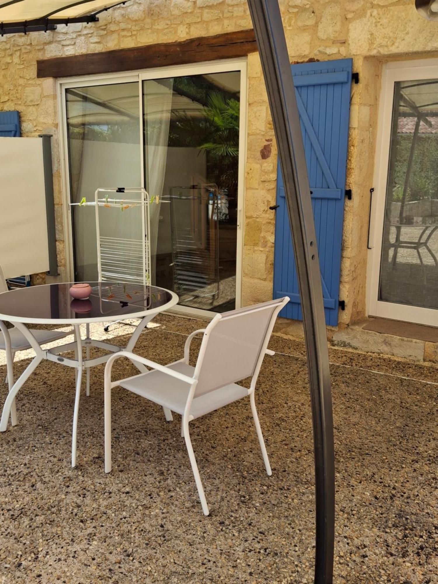 Aux Blanches Pierres Apartment Fumel ภายนอก รูปภาพ