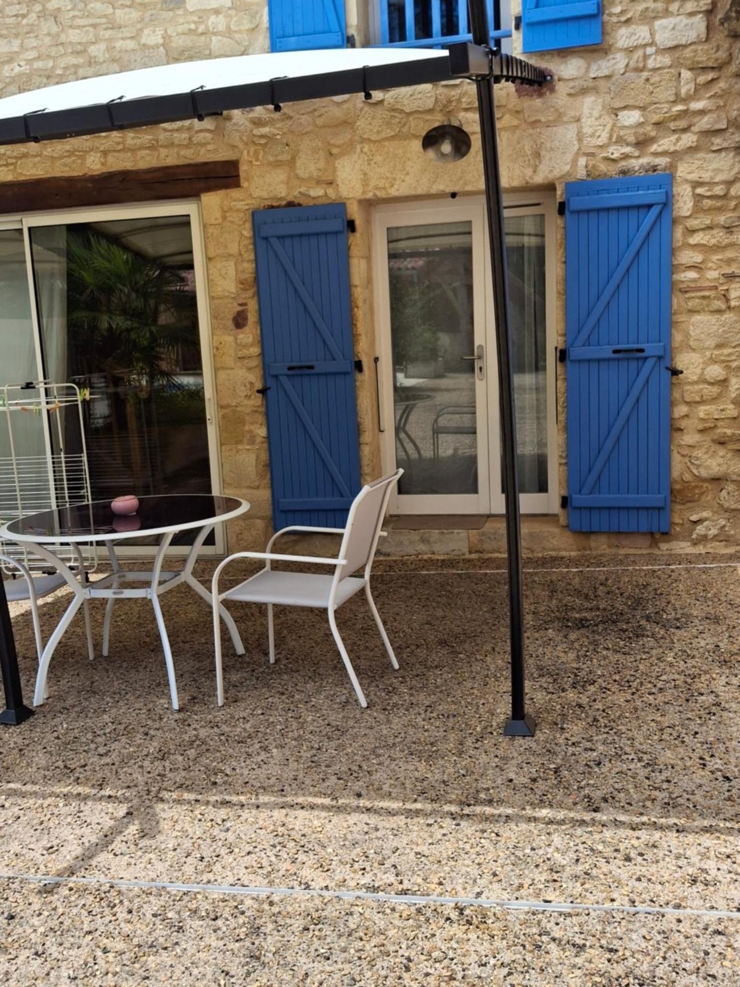 Aux Blanches Pierres Apartment Fumel ภายนอก รูปภาพ